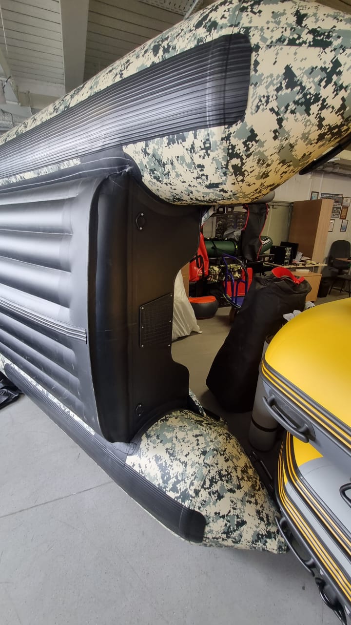 Лодка Gladiator E 420 X цифровой камуфляж